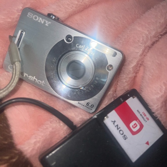 sony cybershot 6.0